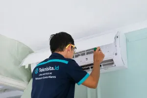 Jasa Flushing Evaporator AC AC oleh teknisi teknisita.id Makassar – 0,5 – 2 PK